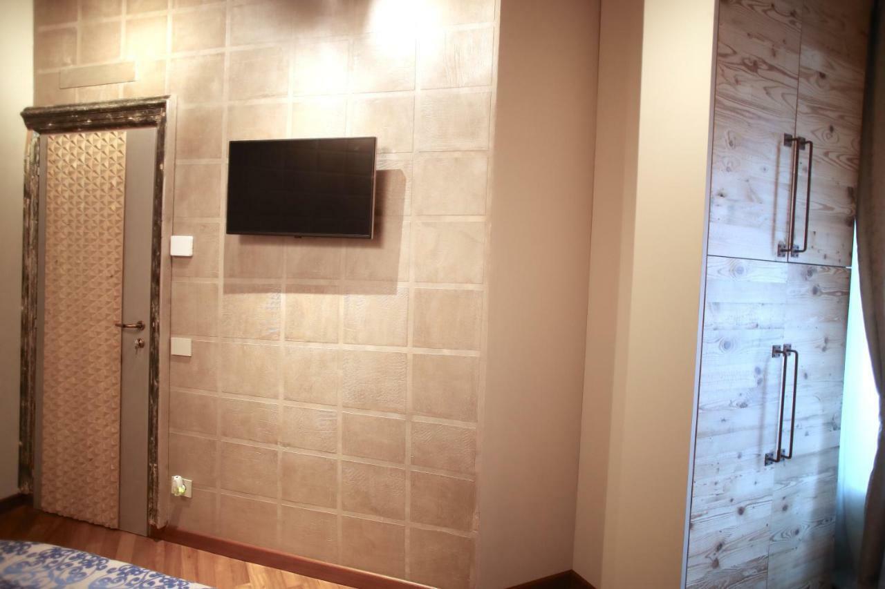 Epicuro guest house Somma Lombardo Extérieur photo
