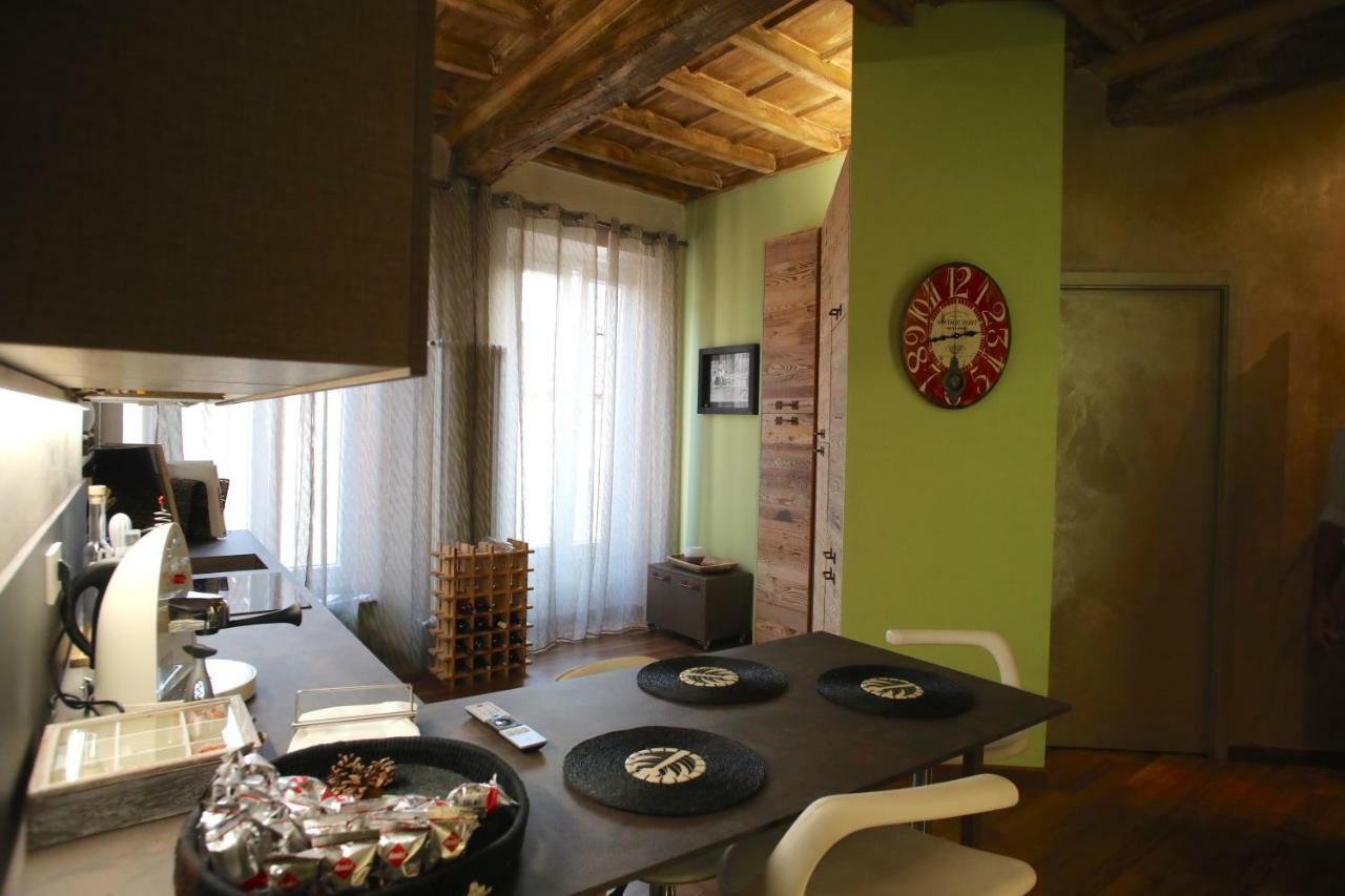 Epicuro guest house Somma Lombardo Extérieur photo