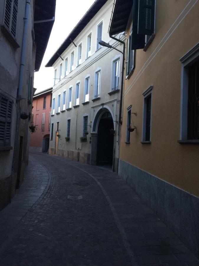 Epicuro guest house Somma Lombardo Extérieur photo